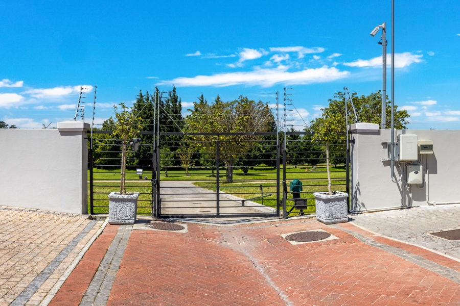 3 Bedroom Property for Sale in Valmary Park Western Cape